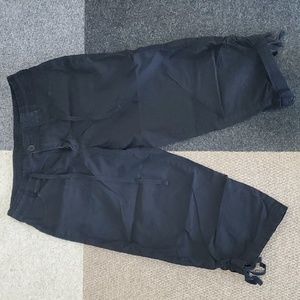 Faded Glory Capri pants